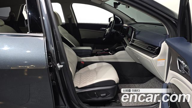Kia Sportage 2023 — photo 16