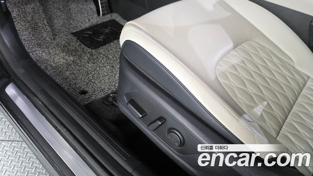 Kia Sportage 2023 — photo 28