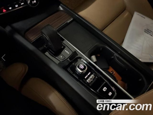 Volvo V60 2021 — photo 8