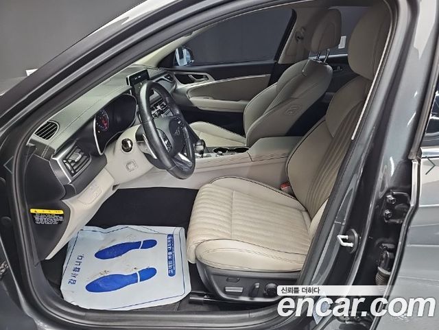 Genesis G70 2018 — photo 11