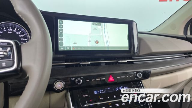 Kia Canival 2023 — photo 19