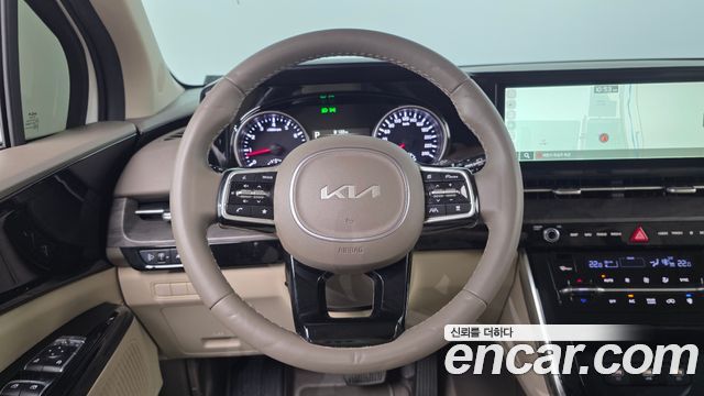 Kia Canival 2023 — photo 20