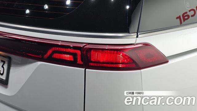 Kia Canival 2023 — photo 9