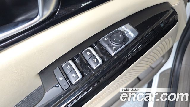 Kia Canival 2023 — photo 29