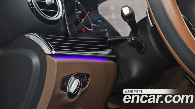 Mercedes-Benz E-Class 2021 — photo 32