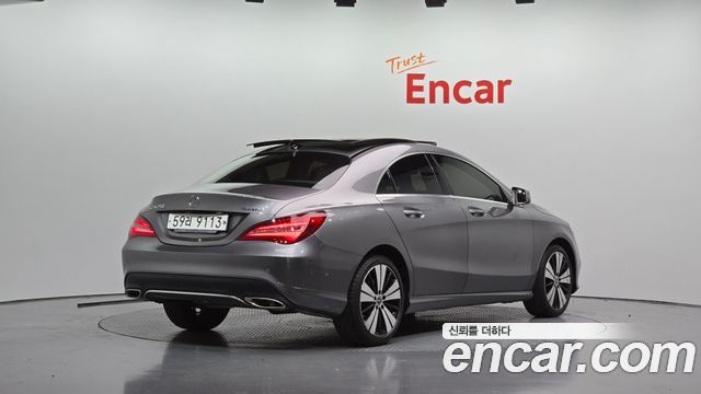Mercedes-Benz CLA-Class 2018 — photo 2