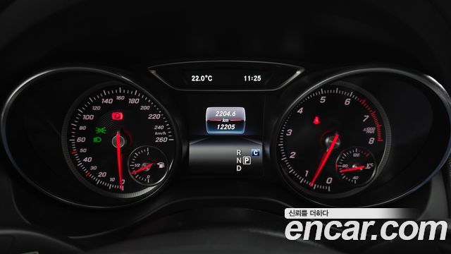 Mercedes-Benz CLA-Class 2018 — photo 11