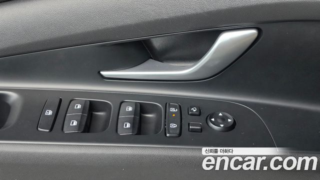 Hyundai AVANTE 2024 — photo 17