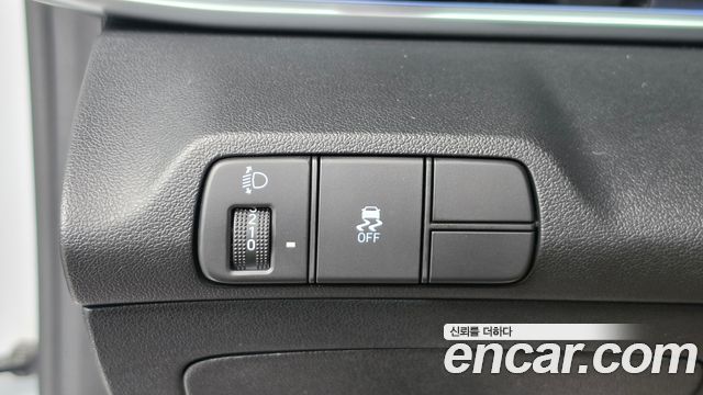 Hyundai AVANTE 2024 — photo 18