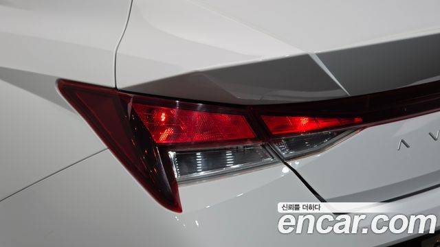 Hyundai AVANTE 2024 — photo 9