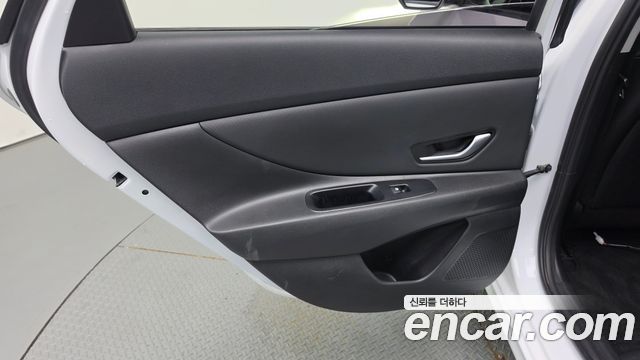 Hyundai AVANTE 2024 — photo 15
