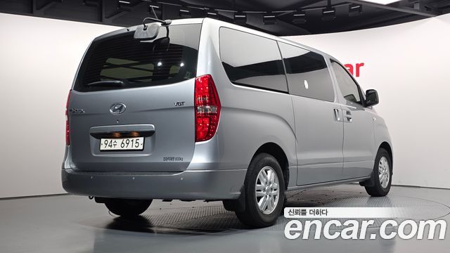 Hyundai Starex 2021 — photo 2