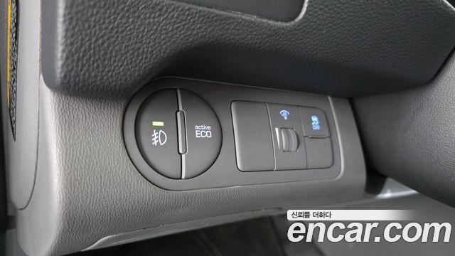 Hyundai Starex 2021 — photo 12