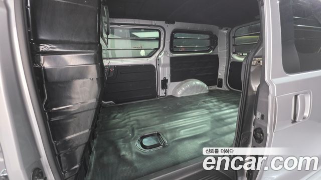 Hyundai Starex 2021 — photo 17