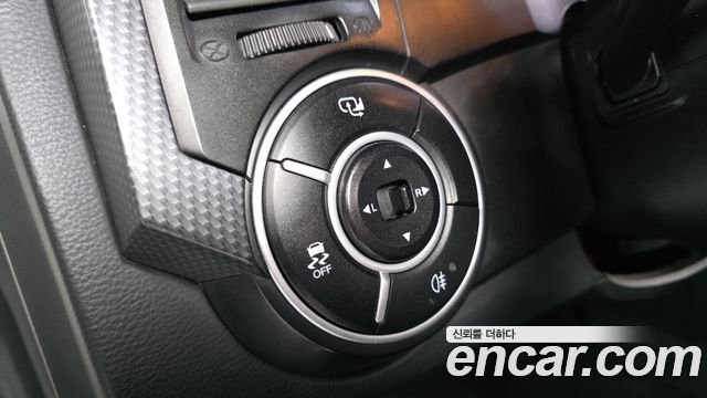KG Mobility KORANDO 2015 — photo 25