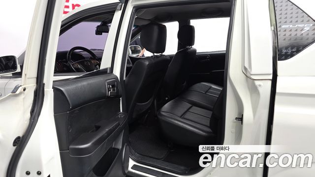 KG Mobility KORANDO 2015 — photo 16