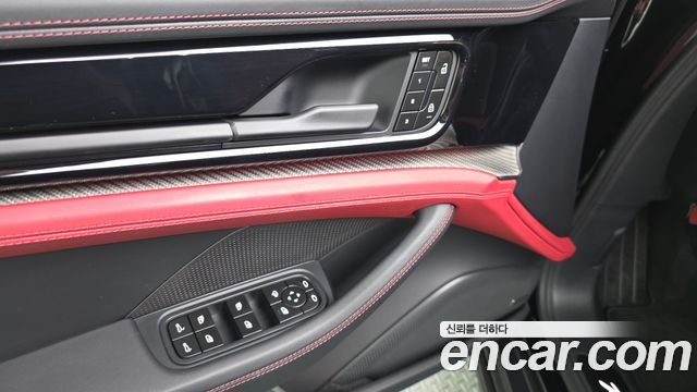 Porsche Panamera 2024 — photo 31