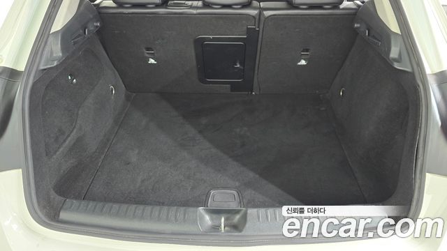 Mercedes-Benz GLA-Class 2015 — photo 16