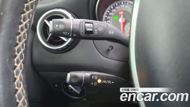 Mercedes-Benz GLA-Class 2015 — photo 19