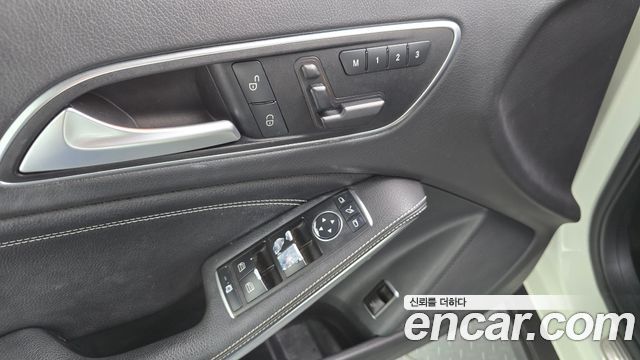 Mercedes-Benz GLA-Class 2015 — photo 20