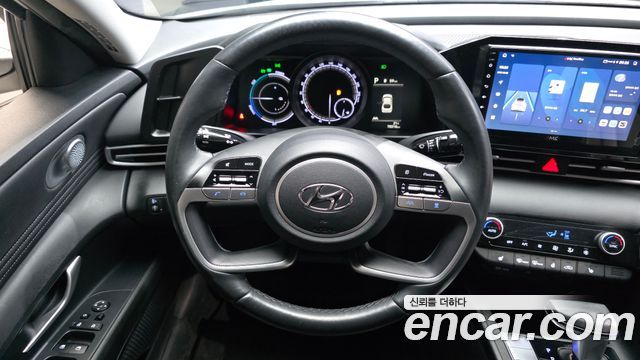 Hyundai AVANTE 2023 — photo 19