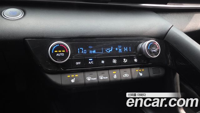 Hyundai AVANTE 2023 — photo 22