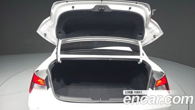 Hyundai AVANTE 2023 — photo 26