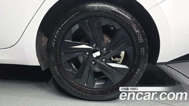 Hyundai AVANTE 2023 — photo 7