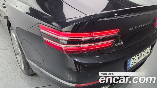 Genesis G80 2022 — photo 9