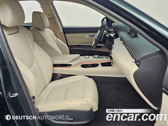 Genesis GV70 2021 — photo 9