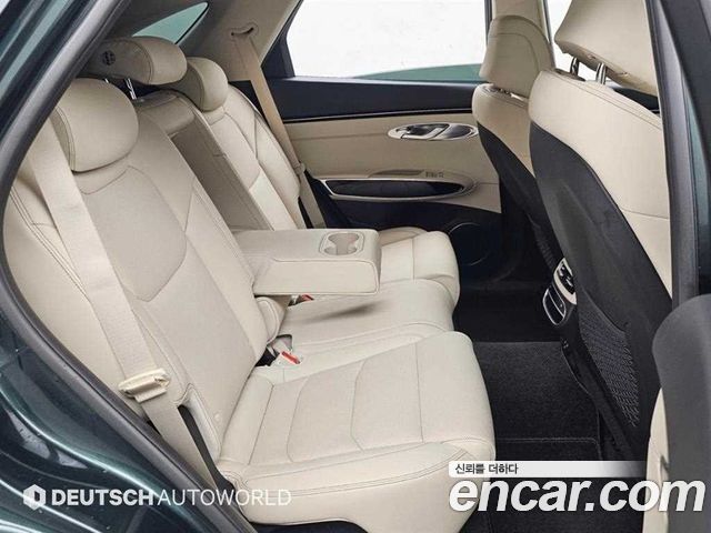 Genesis GV70 2021 — photo 10