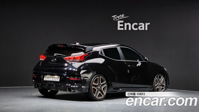 Hyundai Veloster 2020 — photo 2