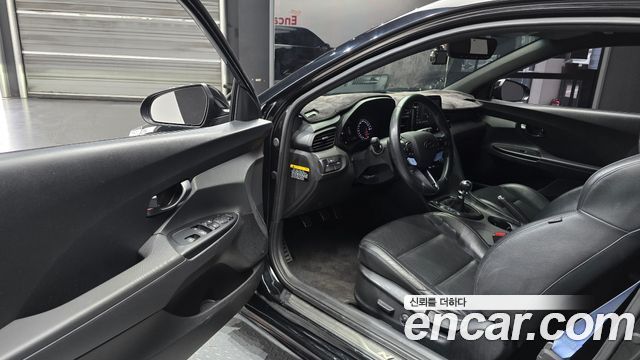 Hyundai Veloster 2020 — photo 10