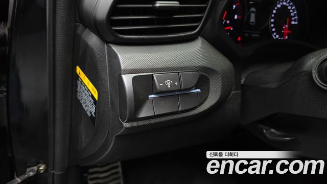 Hyundai Veloster 2020 — photo 15