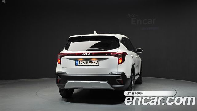 Kia Seltos 2023 — photo 4