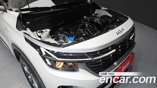 Kia Seltos 2023 — photo 6
