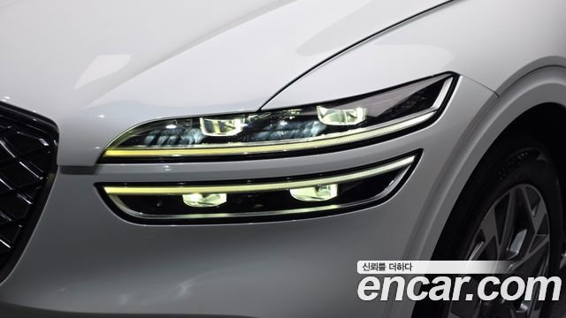 Genesis GV70 2022 — photo 8