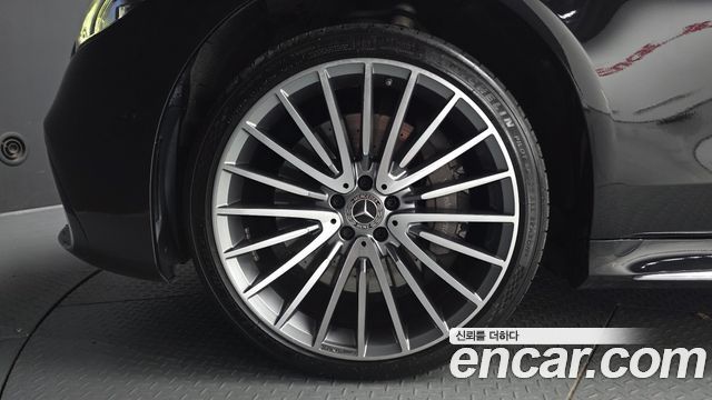 Mercedes-Benz S-Class 2023 — photo 5