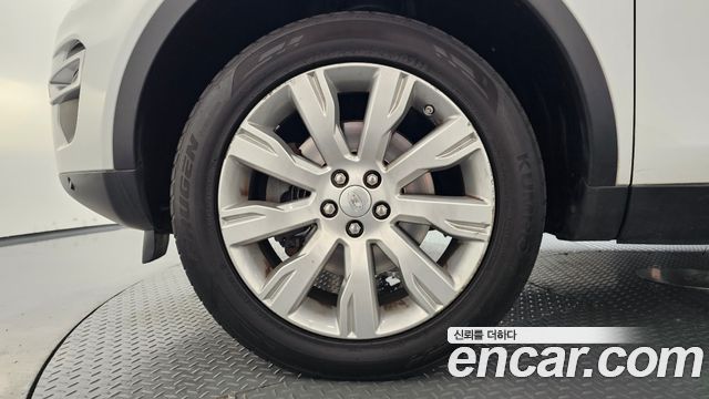 Land Rover Discovery Sport 2016 — photo 5