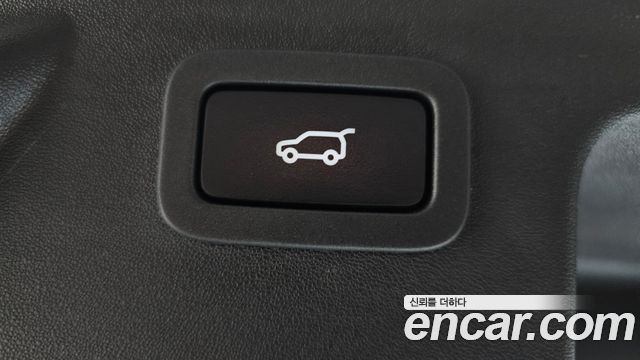 Land Rover Discovery Sport 2016 — photo 20