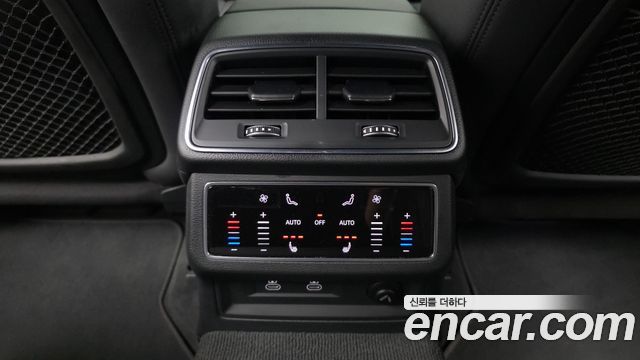 Audi A6 2022 — photo 25