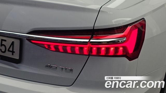 Audi A6 2022 — photo 9