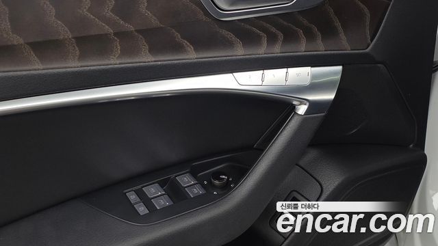 Audi A6 2022 — photo 33