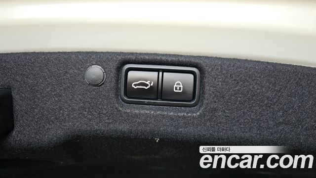 Kia K7 2020 — photo 27