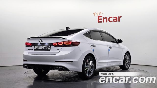 Hyundai AVANTE 2018 — photo 2