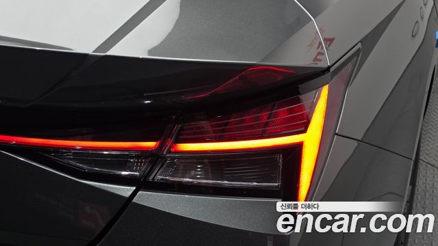 Hyundai AVANTE 2023 — photo 9