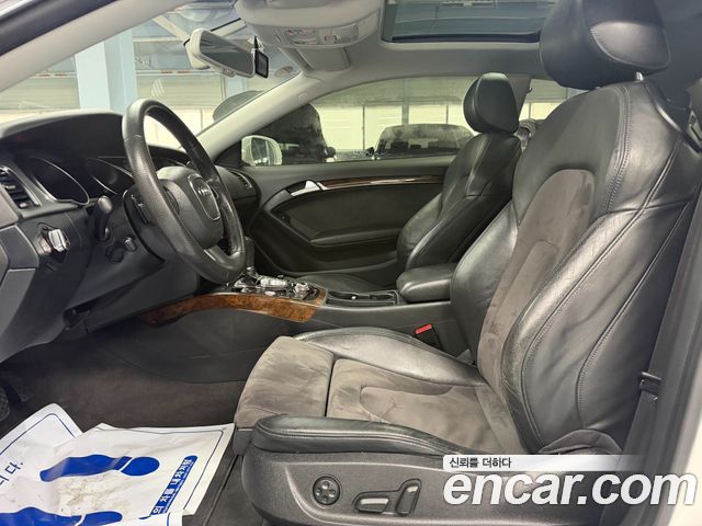 Audi A5 2011 — photo 7