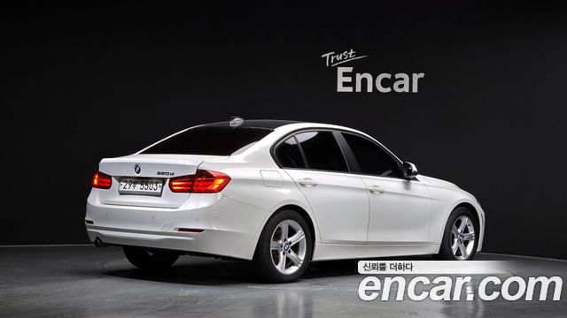 BMW 3-Series 2012 — photo 2