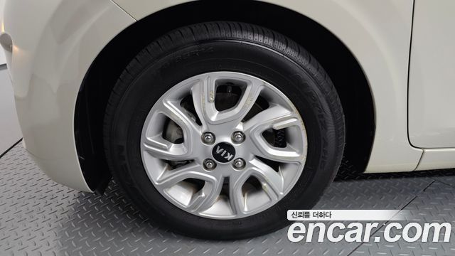 Kia morning 2017 — photo 5