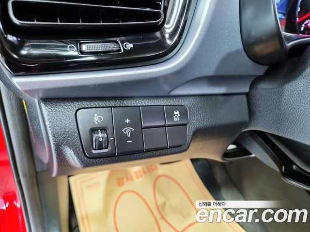 Kia Stonic 2018 — photo 15